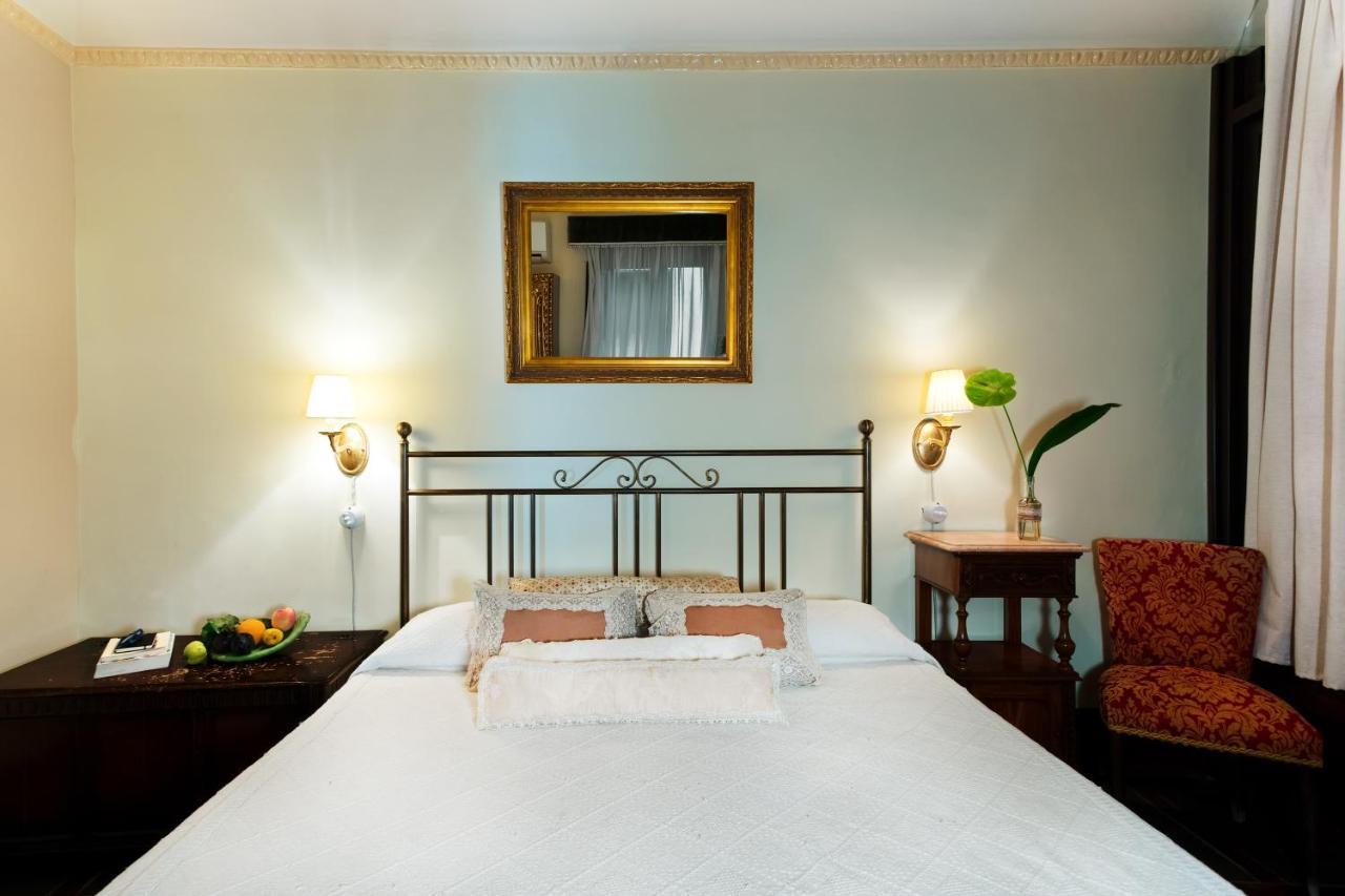 Relais Briuccia E Ristorante Capitolo Primo Hotel Montallegro Luaran gambar