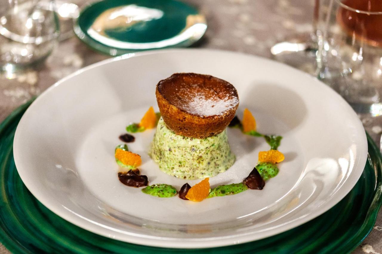 Relais Briuccia E Ristorante Capitolo Primo Hotel Montallegro Luaran gambar
