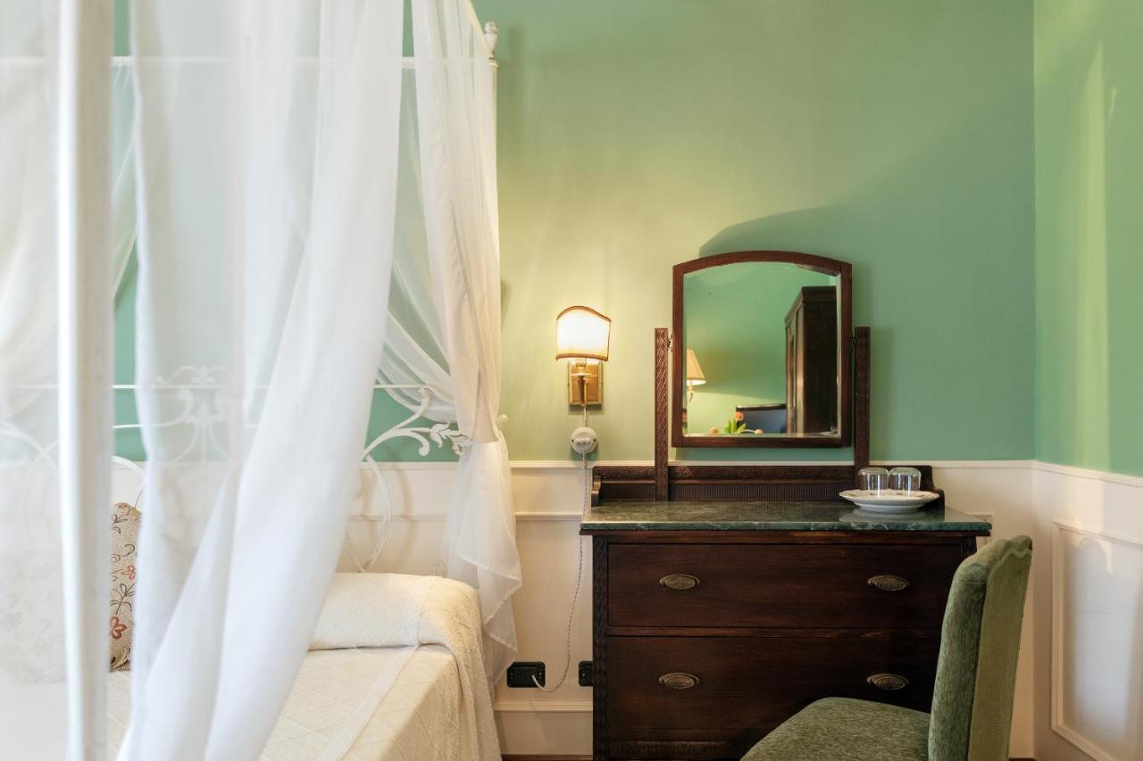 Relais Briuccia E Ristorante Capitolo Primo Hotel Montallegro Luaran gambar
